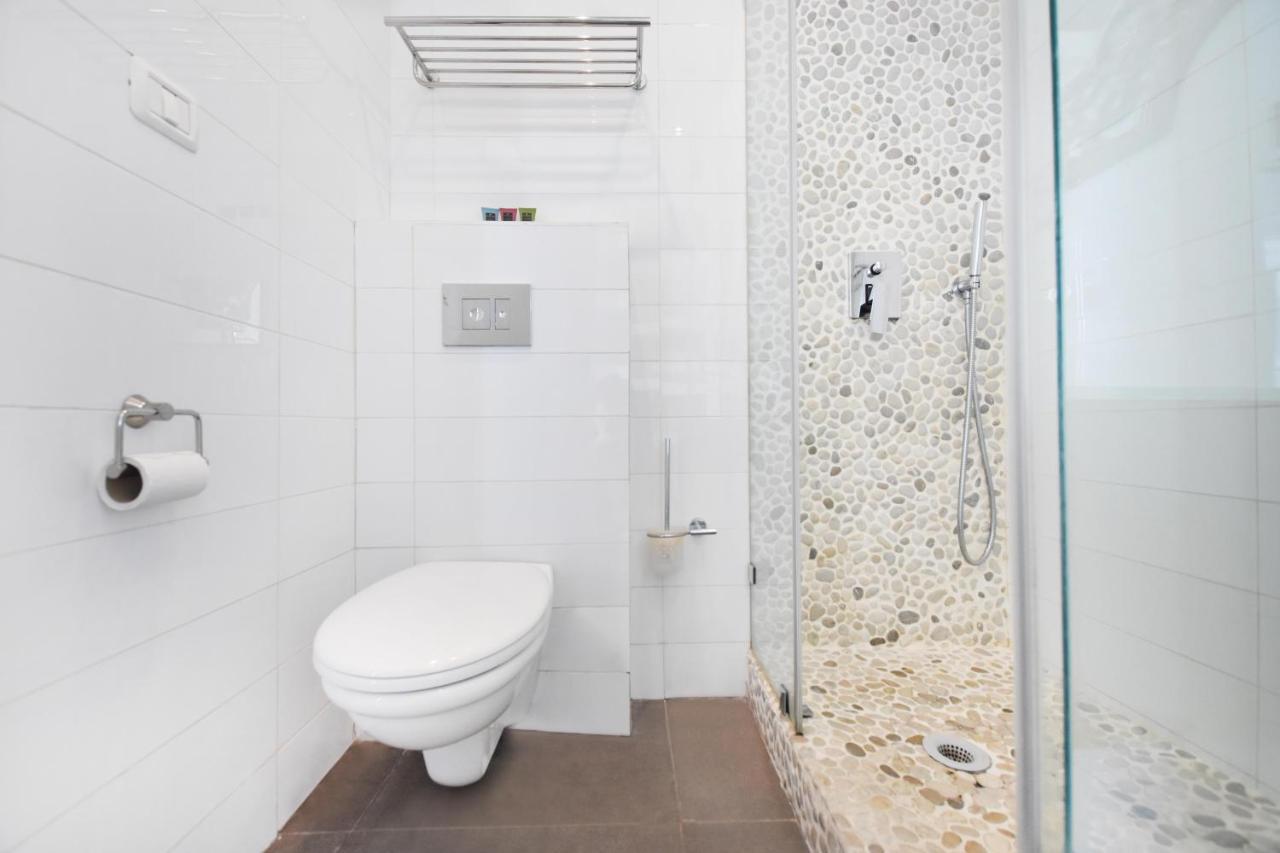 Spacious 2-Br In Shenkin Street By Holyguest Tel Aviv Exteriör bild